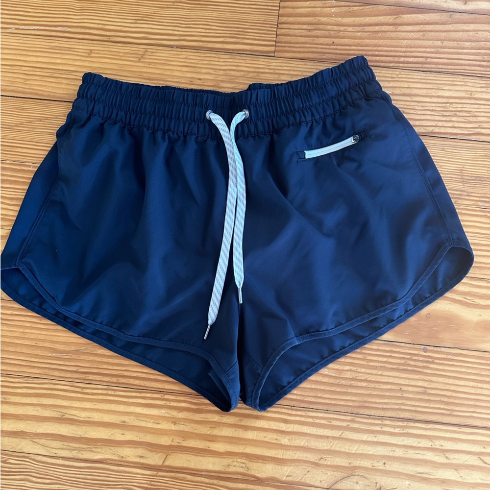 Vuori Clementine Shorts - Navy
